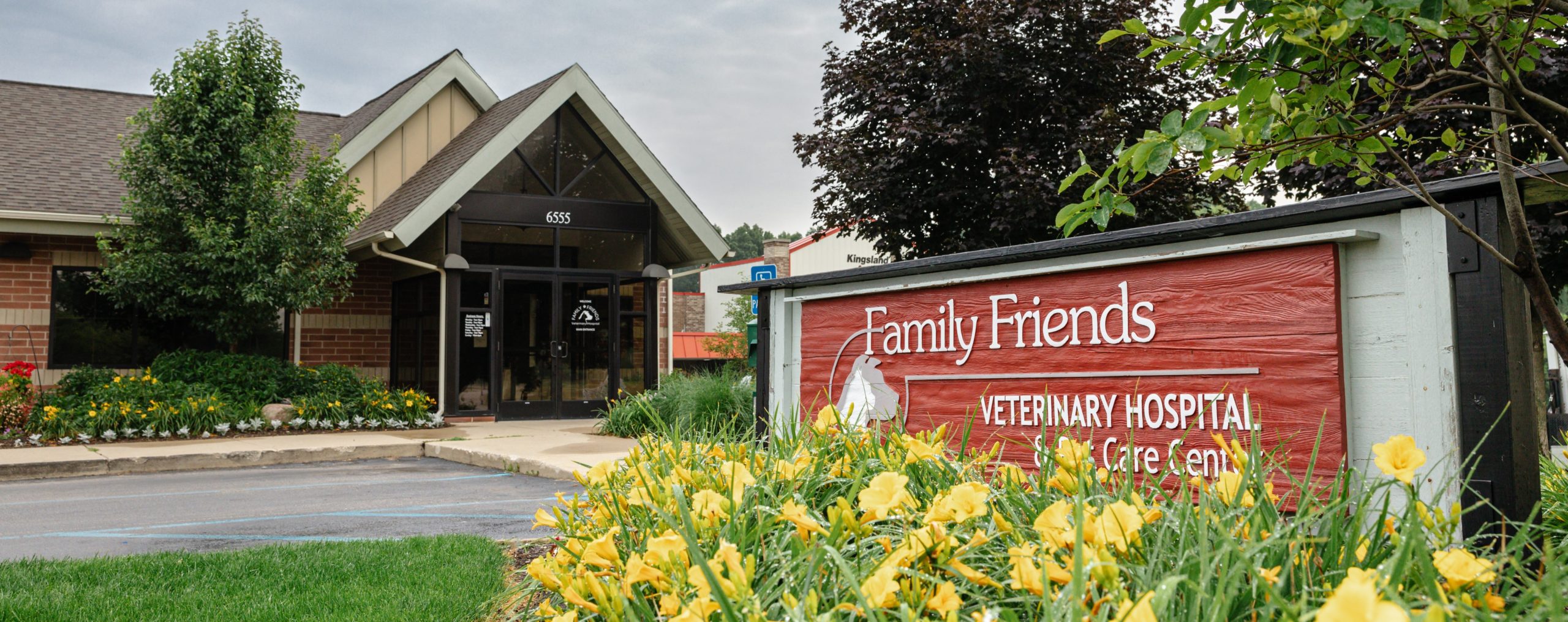 Family friends pet care hot sale center